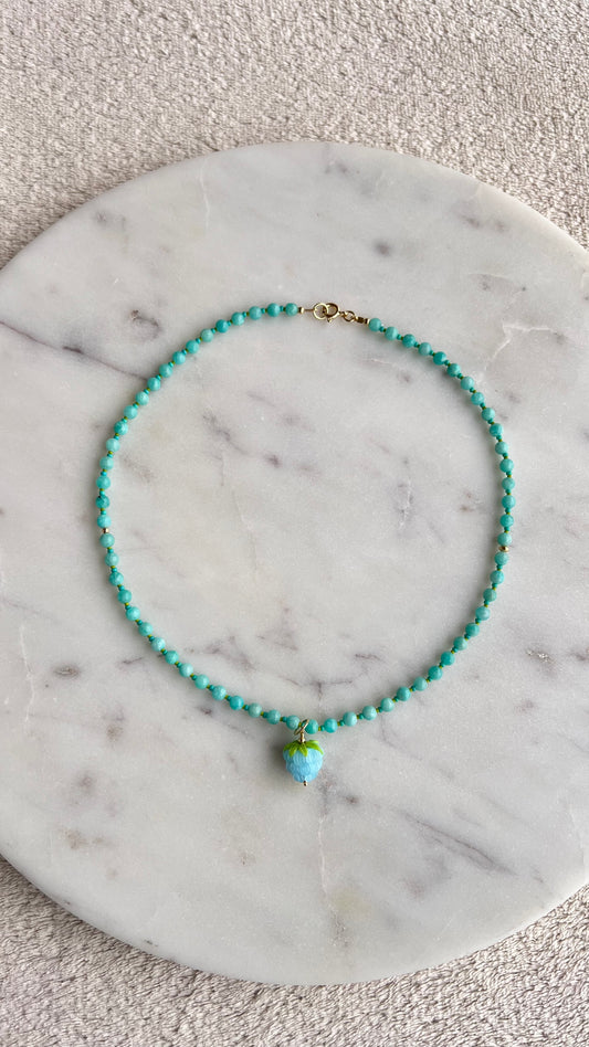 Naszyjnik z amazonitu z maliną.