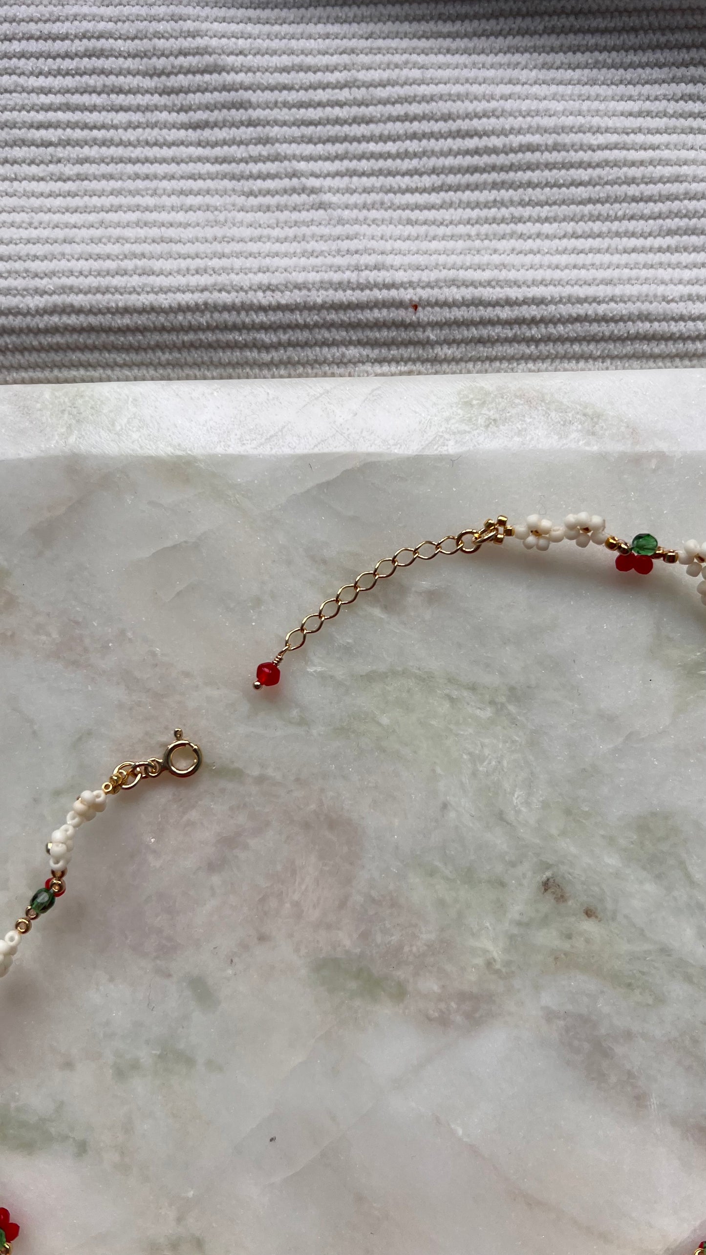 Choker - Wiśnie.