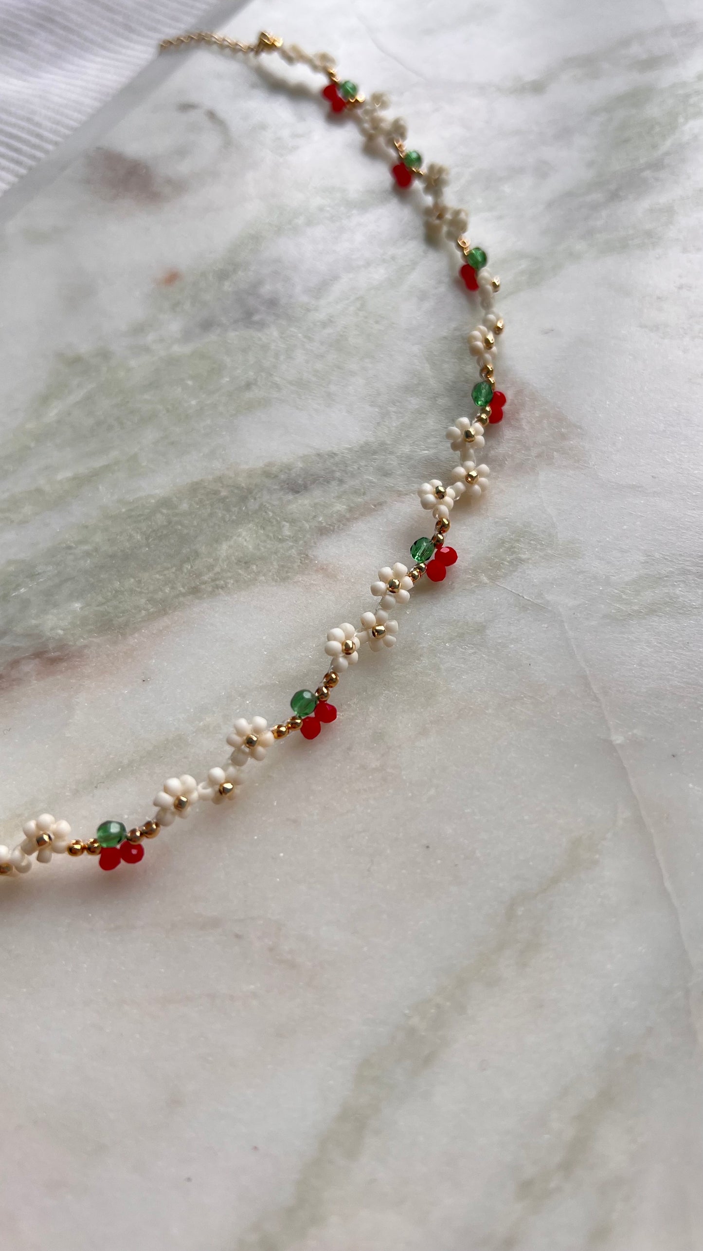 Choker - Wiśnie.