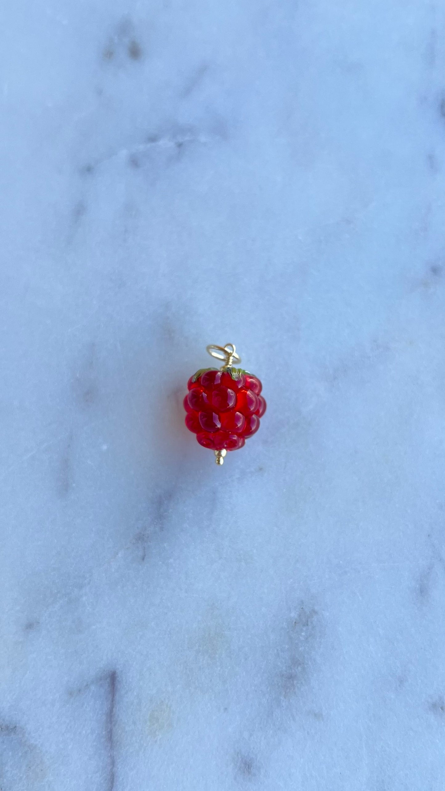 Zawieszka czerwona malina.