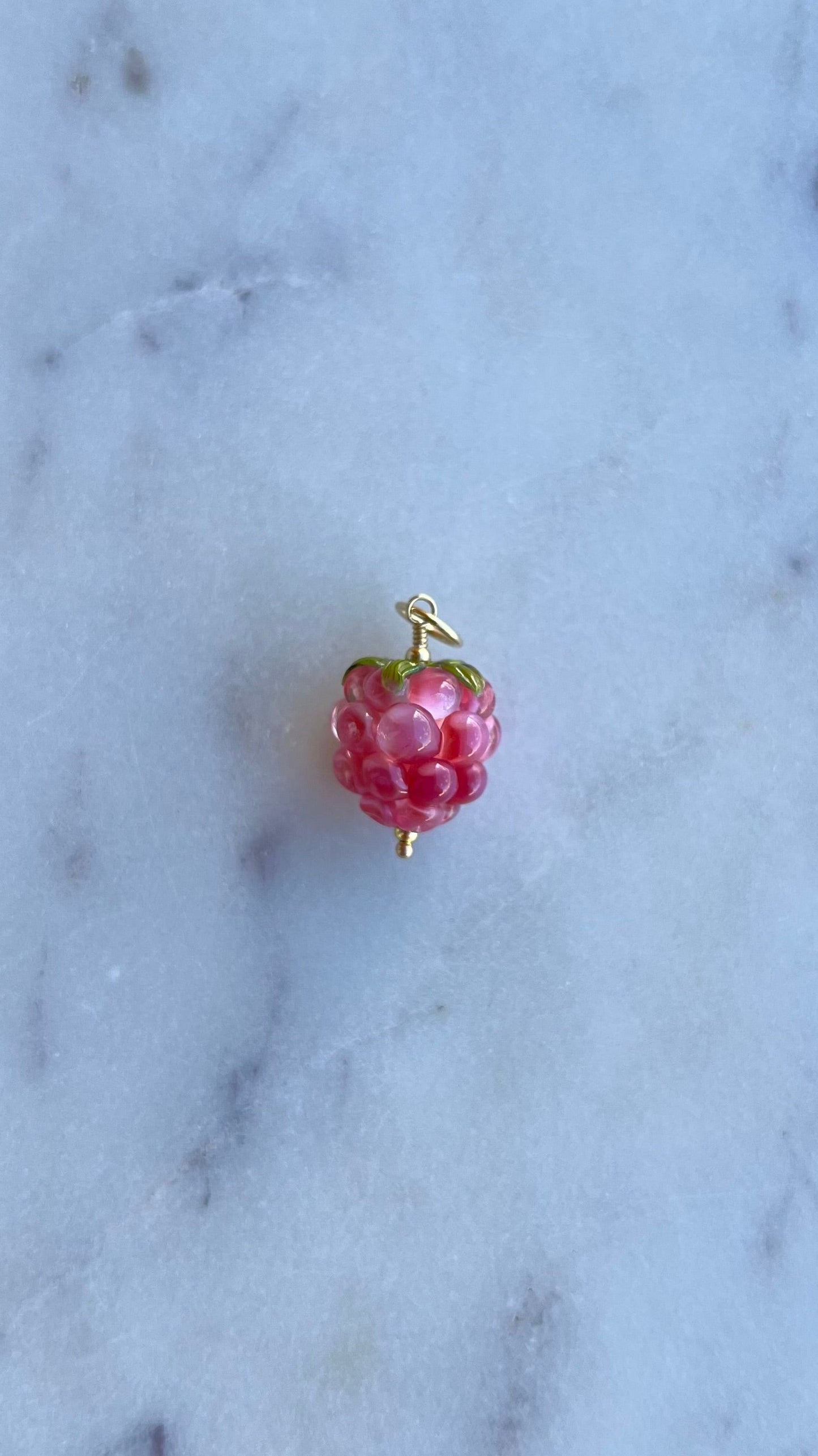 Zawieszka malina różowa.