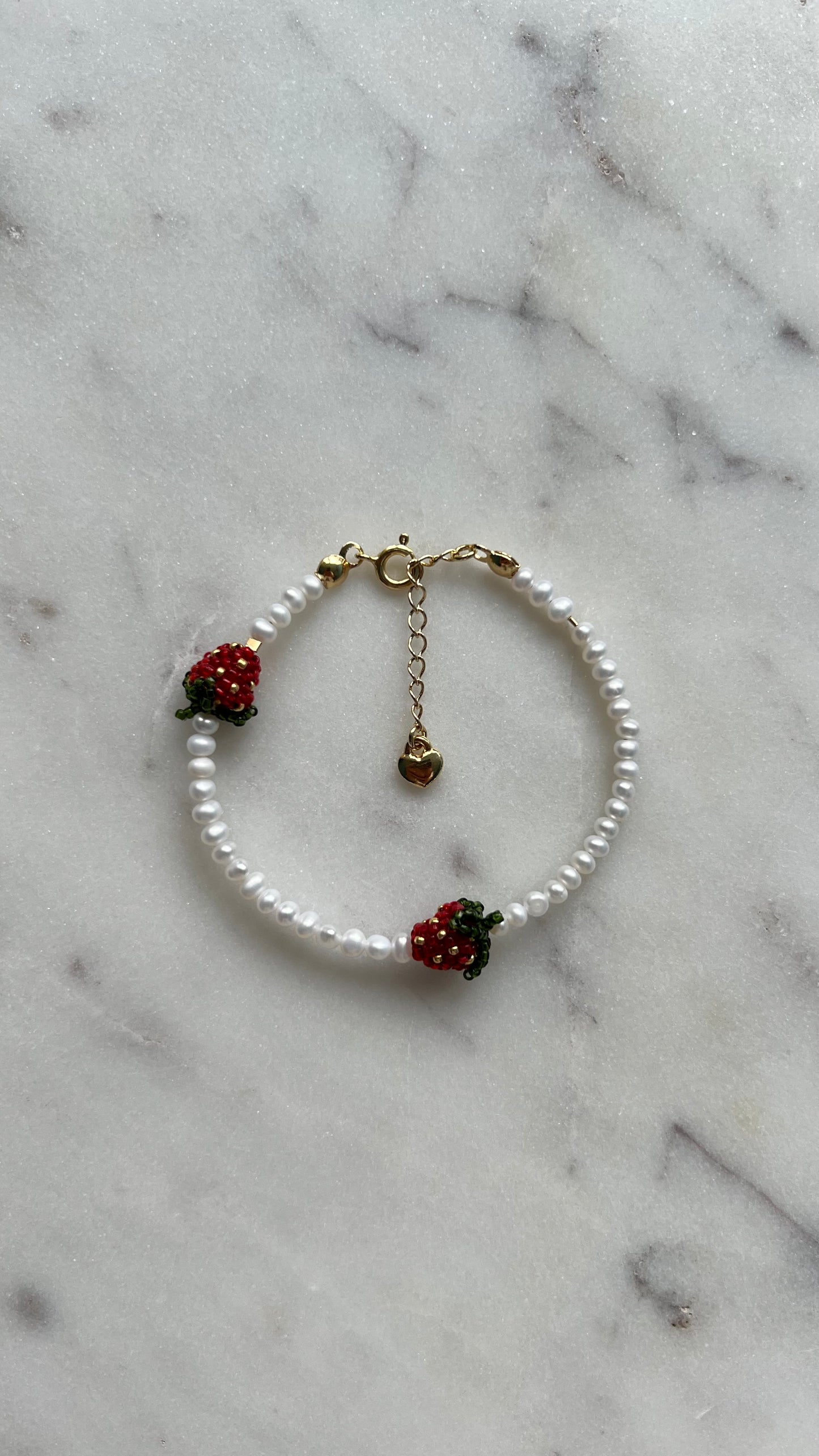 Bransoletka Perełkowe Lato z poziomkami.